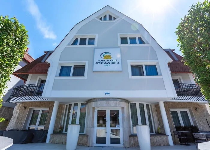 Holiday Club Apartman Hotel