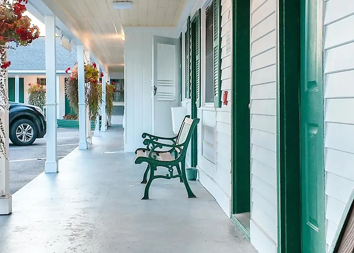 Briarcliff Motel