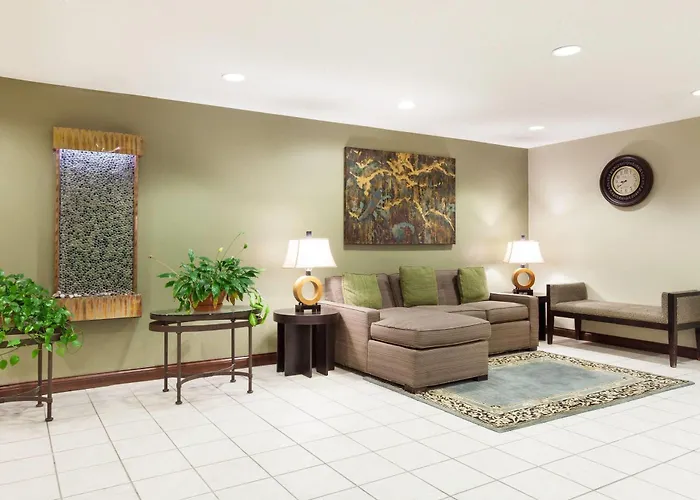 Baymont By Wyndham Dale