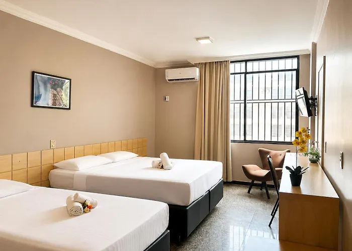 Hotel Diplomat By Bsb Inn