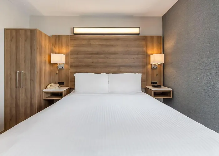Microtel Inn & Suites By Wyndham - Timmins