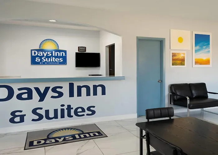 Days Inn & Suites By Wyndham Byram