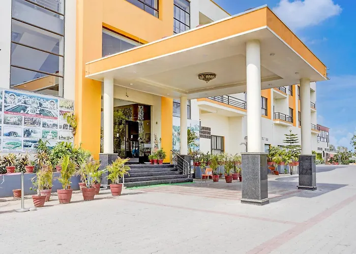 Hotel Amrit Manthan