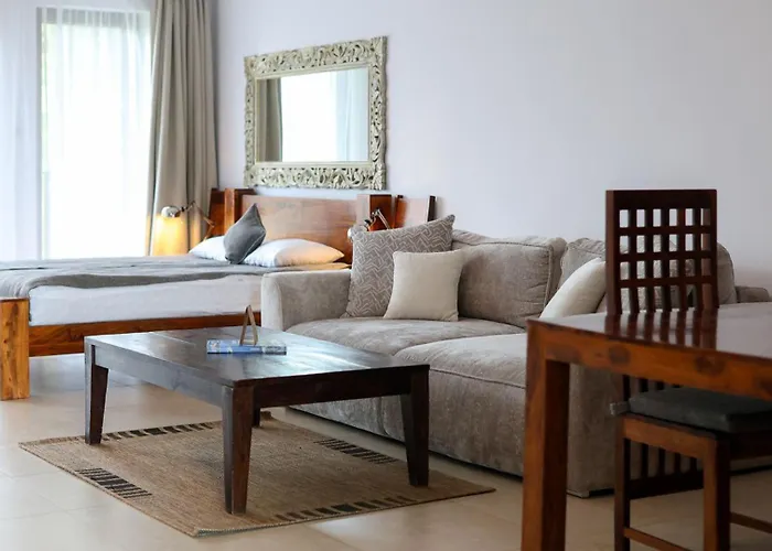 Hotel M Club Lake Resort