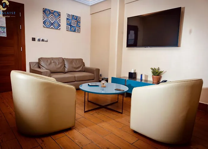 Hotel La Falaise Bonapriso