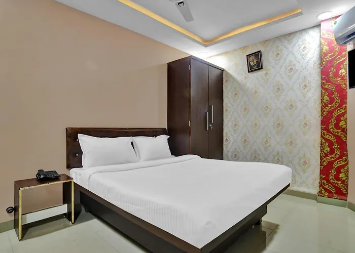 Hotel O Sai Sahara