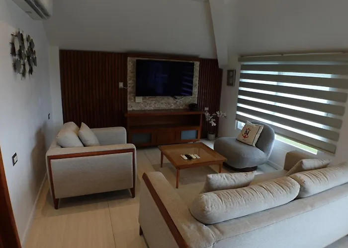 Bartolome Oceanfront Suites