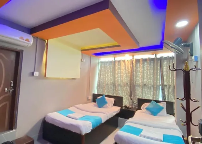 Guru Hotel And Lodge