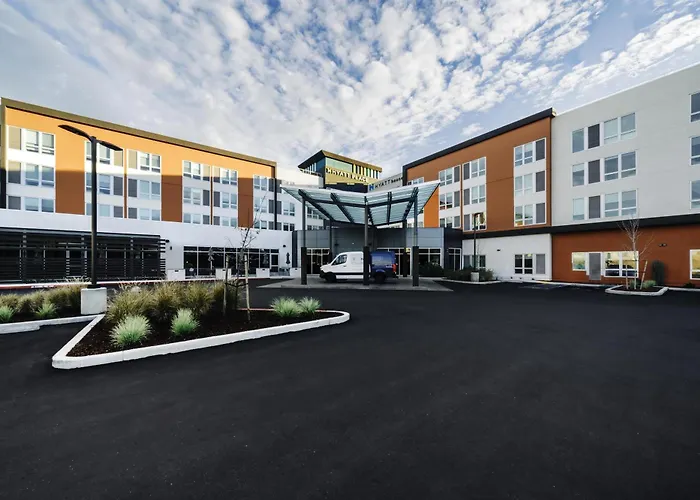 Hyatt Place Sacramento International Airport