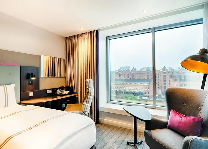 Premier Inn Hamburg City Centre
