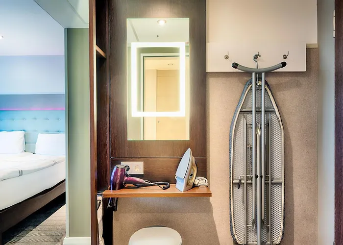 Premier Inn Hamburg City Centre