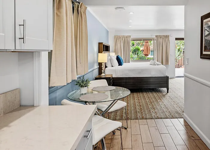Inn By The Harbor