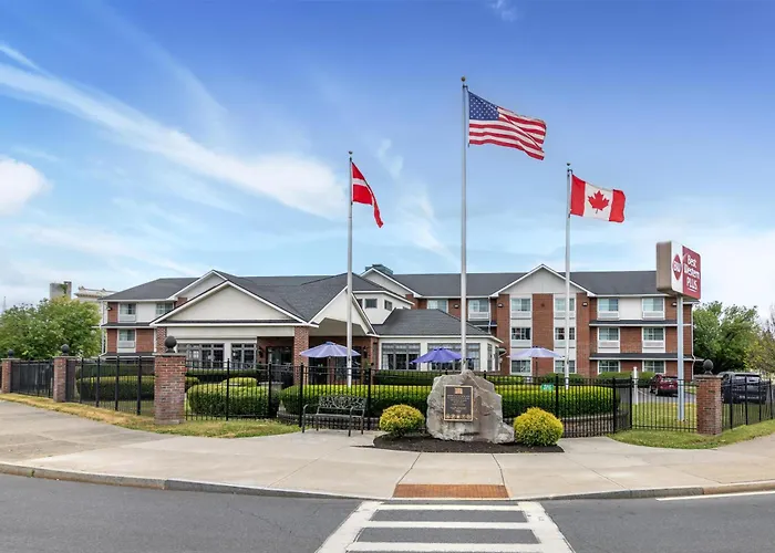Best Western Plus Franklin Square Inn