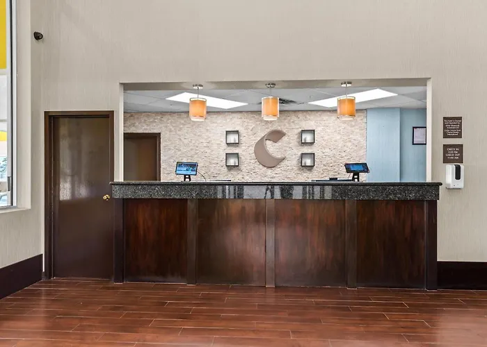 Comfort Inn & Suites Airport South