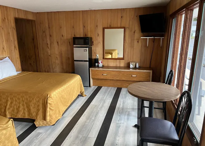 Amber'S Inn And Suites