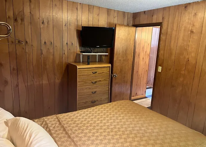 Amber'S Inn And Suites