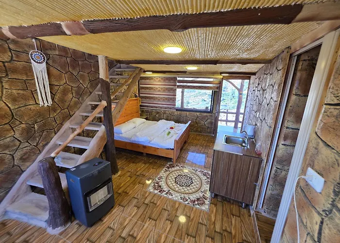 Dana Tower Hotel