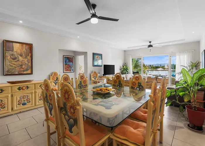 Marina Banderas Suites Hotel Boutique