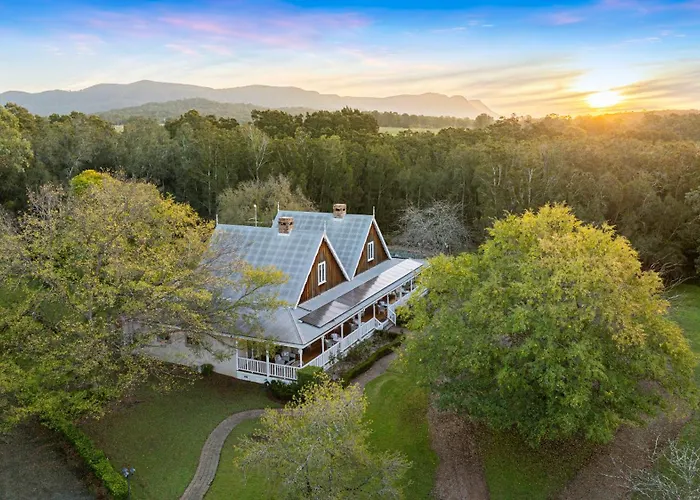 The Carriages Boutique Hotel And Vineyard