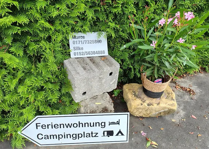 Camping Weides Campinghütten, Stellplätze für Camper, Wohnmobil, eigenes Zelt