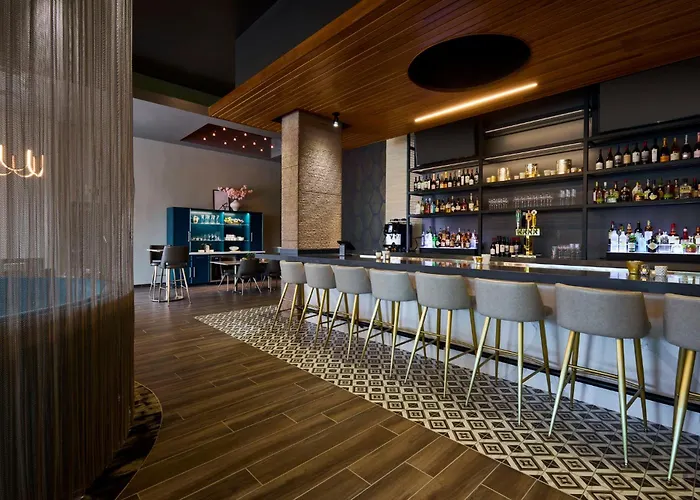 Archer Hotel Falls Church