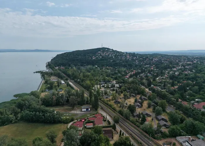 Fonyod Camping & Apartman