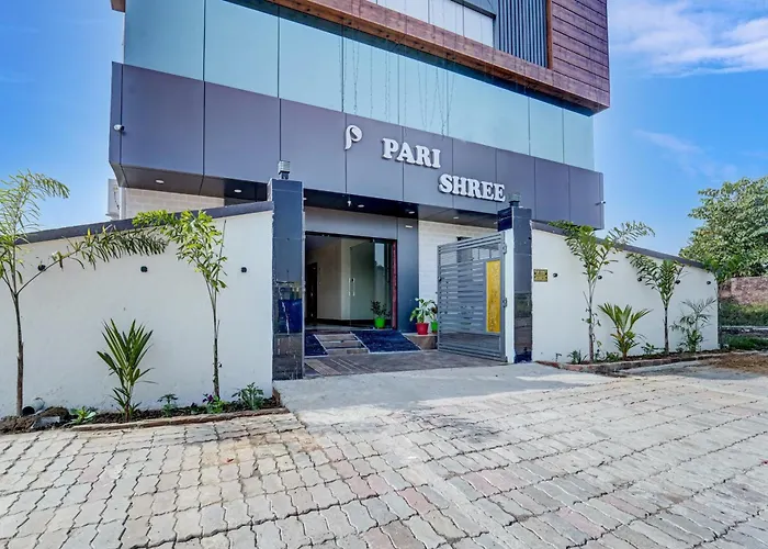 Super Hotel O Pari Shree