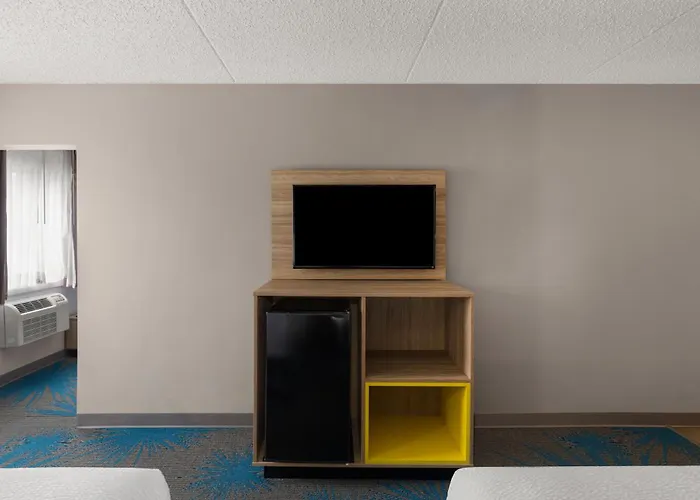 Days Inn By Wyndham Mandan Bismarck Area