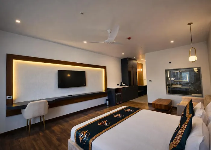 Kavin - The Chail Resort
