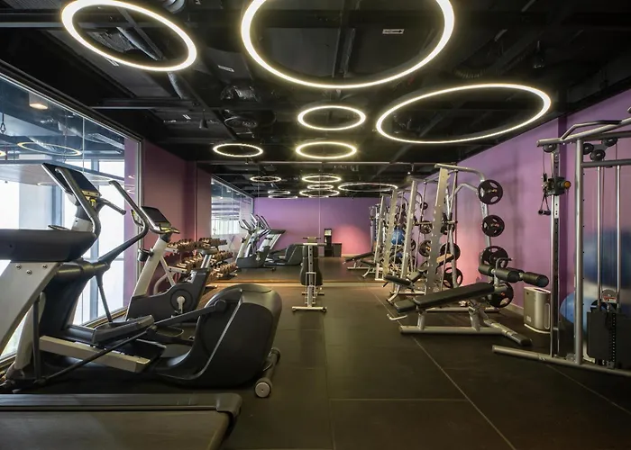 Wink Can Tho Centre, Unscripted By Hyatt - 24-Hour Stays