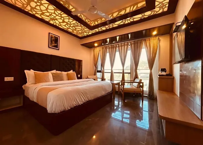 Woods Villa Cottages Manali - 1,2,3,4 Cottages & Villas Available In Manali With Scenic Mountain View