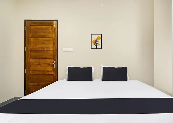 Hotel O Souparnika Residency