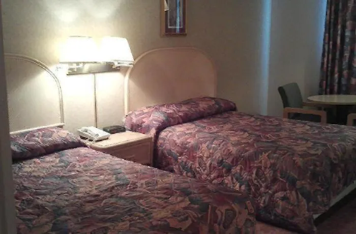 Knights Inn Brandon