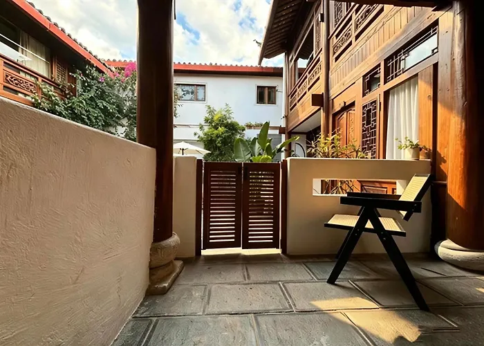 Yuanxiang Garden Boutique Inn - Ancient City Center 原乡文苑客栈