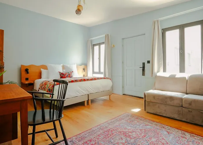 Le Charmant Hotel