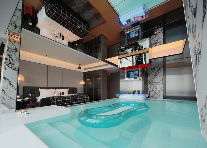 Seya Panoramic Hotel - Chongqing Jiefangbei Flagship - Managed By Seya Group
