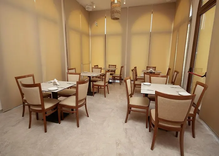Vina Oliva Hotel