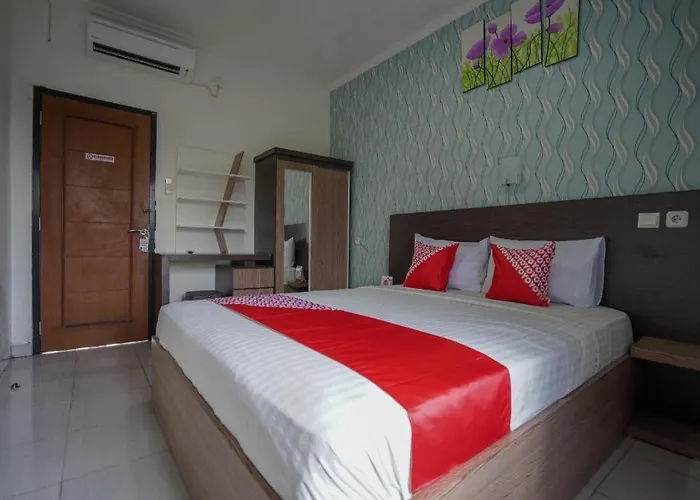Hotel O Green Palm Kostel Syariah