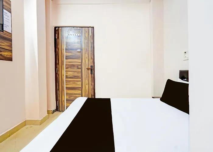 Hotel O Star Inn Residency