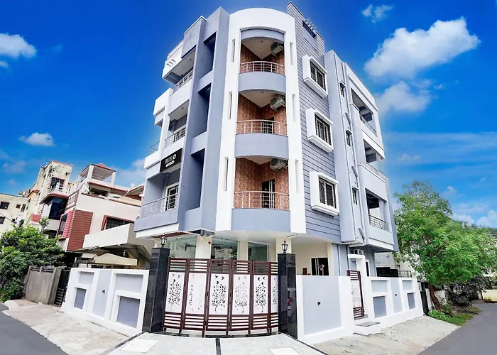 Super Hotel O Manish Nagar