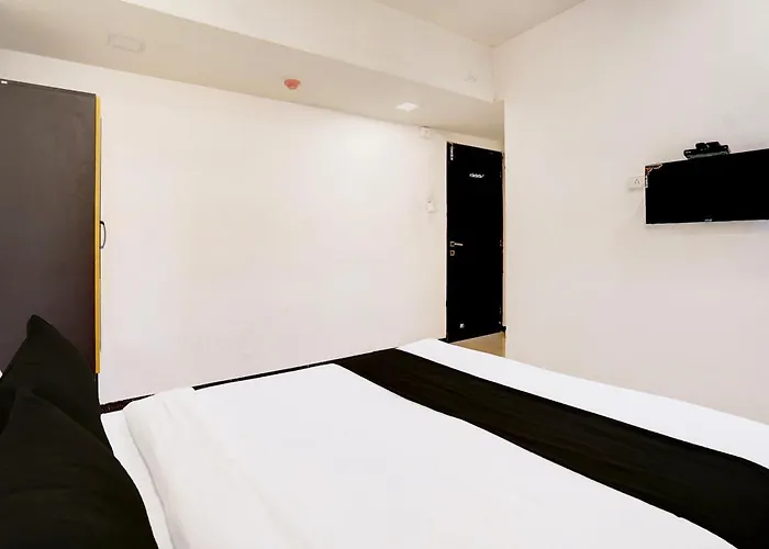 Hotel O Gulaall Inn
