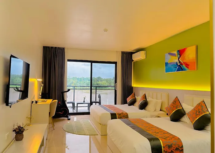 Nausori Plaza Hotel