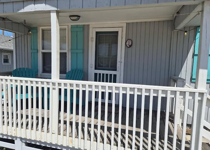 Sand Spur Cottages