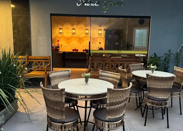 Cr Hotel