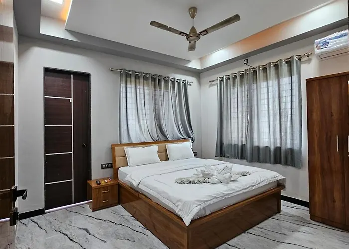 Hotel Pooja Inn Pandharpur