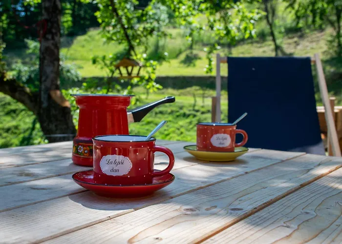 Glamping Zeleni Raj Vace