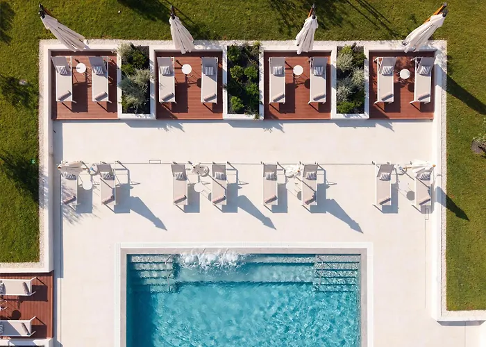 Hotel Preko Ugljan Island, Curio Collection By Hilton