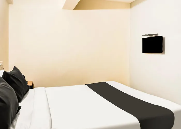 Hotel O Viman Nagar Near Kendriya Vidyalaya