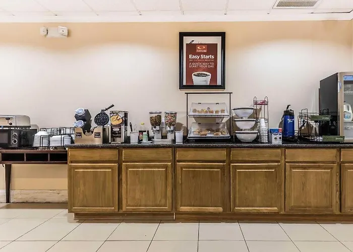 Econo Lodge Eutaw I-20