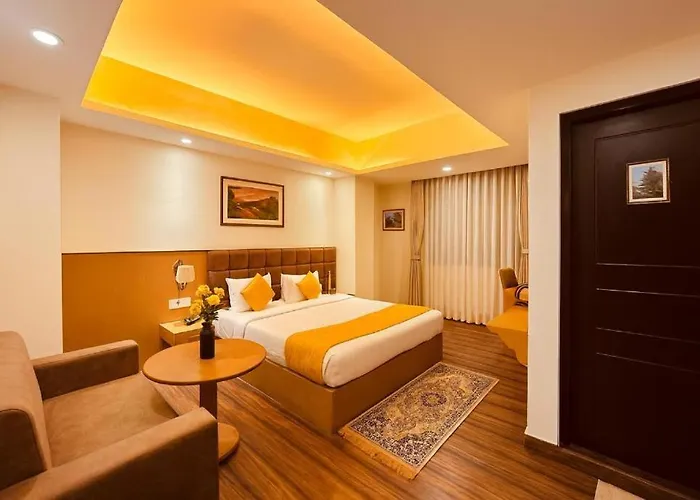 Staynest Continental Gangtok - 100 Meter From Ridge Park